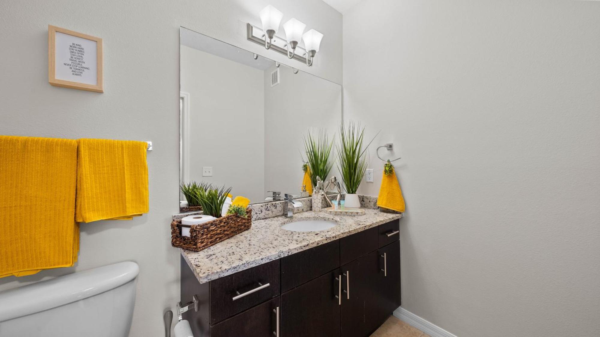Cozy 2Br2Ba Gem-Near Airport Apartment Tampa Bagian luar foto